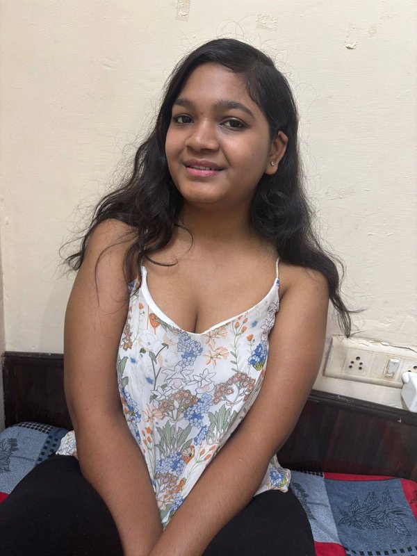 Beautiful GF Showing Hot Boobs Presss & Sucking BF’s Dick Full Nude Sexy Ass